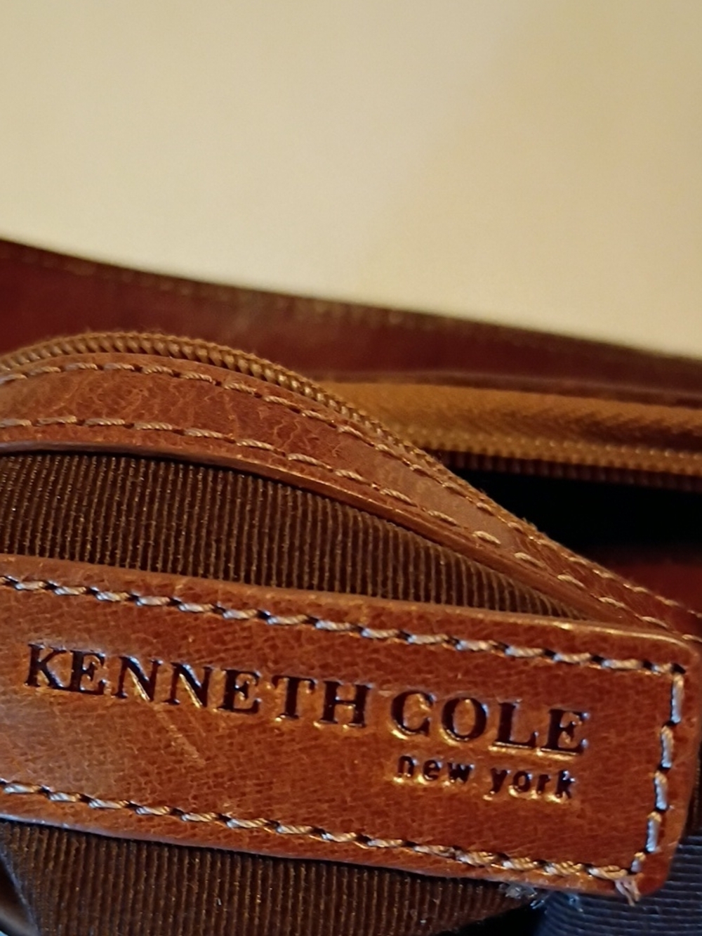 Vtg Kenneth Cole Leather Hobo Bag - Picture 7 of 8